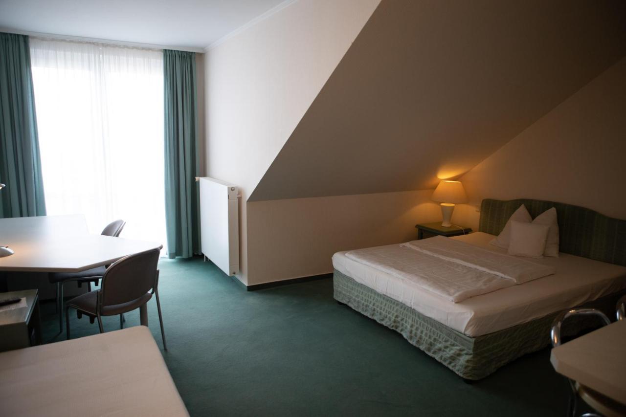 Pepb Schulungshotel Зарштедт Екстер'єр фото